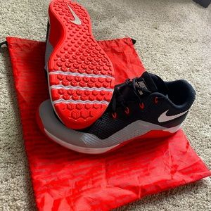 Nike Trainers Flywire  Size 10 Hardly worn